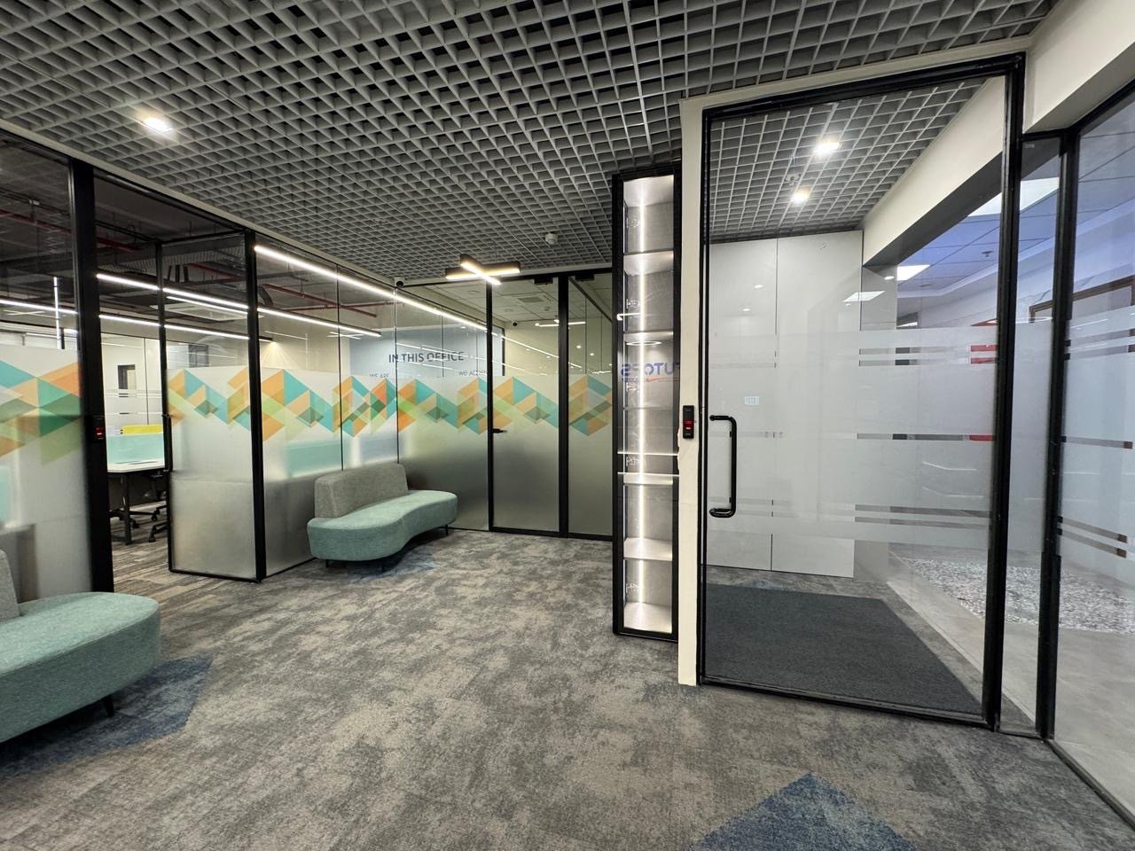 Lounge and café area